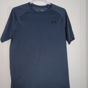 Men's Under armour shirt